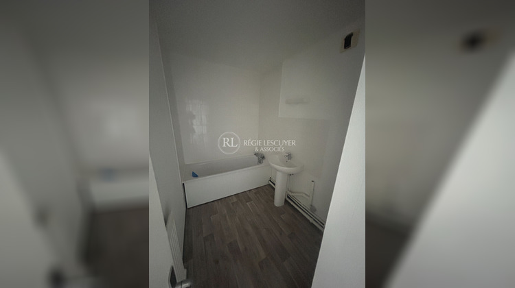 Ma-Cabane - Location Appartement LYON 7, 95 m²