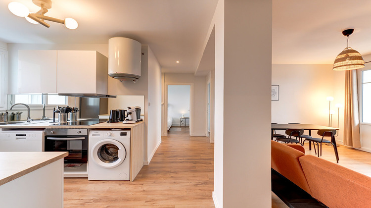 Ma-Cabane - Location Appartement LYON 8, 79 m²