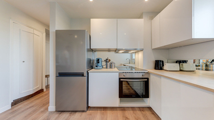 Ma-Cabane - Location Appartement LYON 8, 80 m²