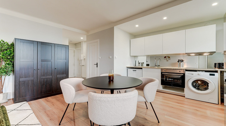 Ma-Cabane - Location Appartement LYON 8, 81 m²