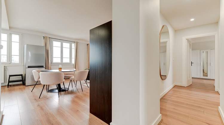 Ma-Cabane - Location Appartement LYON 8, 81 m²