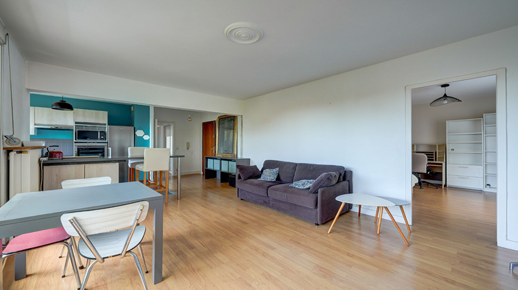 Ma-Cabane - Location Appartement LYON 8, 65 m²