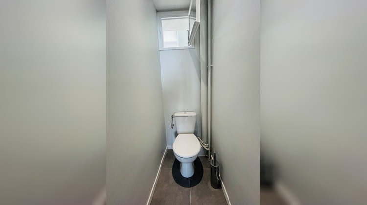 Ma-Cabane - Location Appartement LYON 8, 66 m²