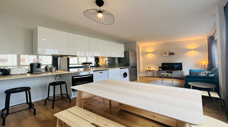 Ma-Cabane - Location Appartement LYON 8, 93 m²