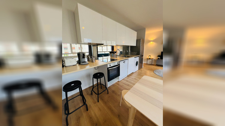 Ma-Cabane - Location Appartement LYON 8, 93 m²