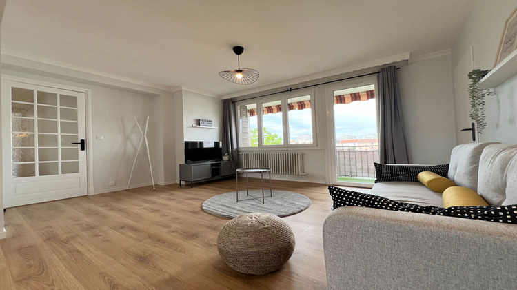 Ma-Cabane - Location Appartement LYON 8, 77 m²