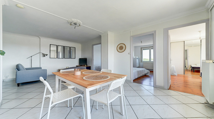 Ma-Cabane - Location Appartement LYON 8, 65 m²