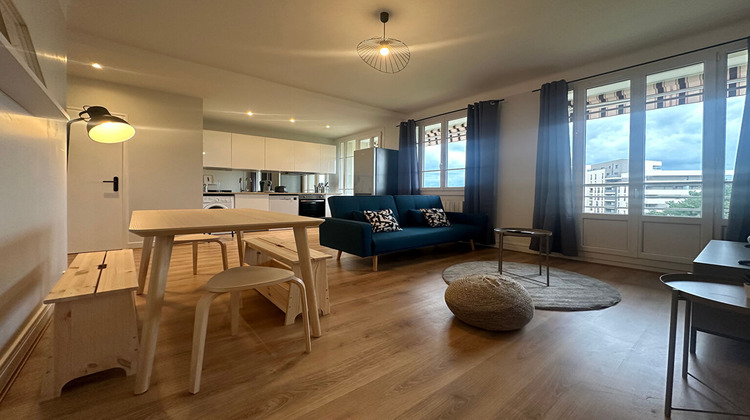 Ma-Cabane - Location Appartement LYON 8, 81 m²