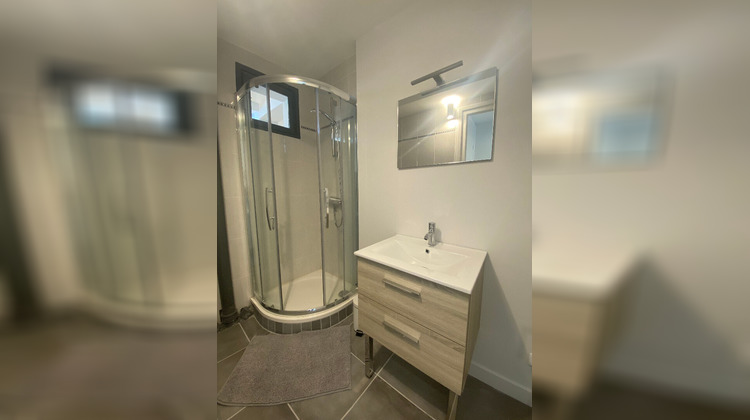 Ma-Cabane - Location Appartement LYON 8, 68 m²