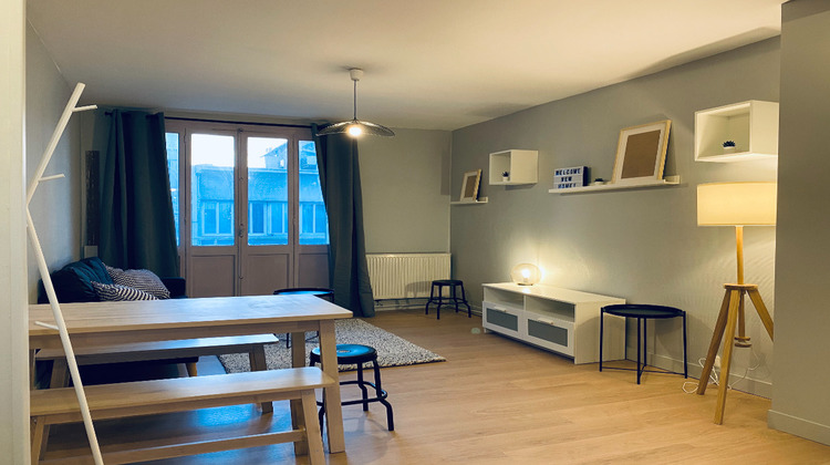 Ma-Cabane - Location Appartement LYON 8, 66 m²