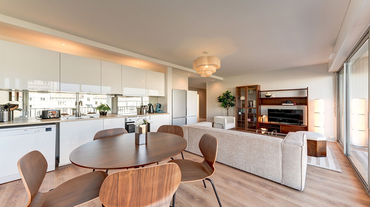 Ma-Cabane - Location Appartement LYON 8, 108 m²