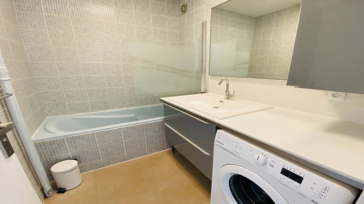 Ma-Cabane - Location Appartement LYON 8, 80 m²