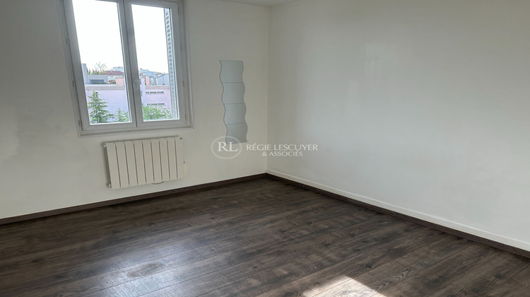 Ma-Cabane - Location Appartement LYON 8, 55 m²