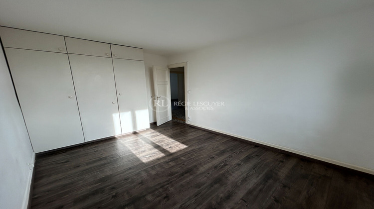 Ma-Cabane - Location Appartement LYON 8, 55 m²