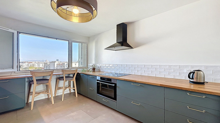 Ma-Cabane - Location Appartement LYON 8, 80 m²