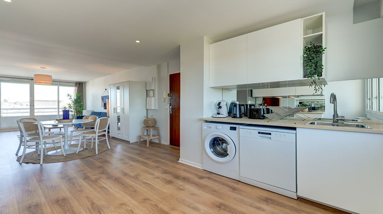 Ma-Cabane - Location Appartement LYON 8, 91 m²