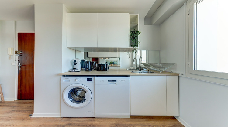 Ma-Cabane - Location Appartement LYON 8, 91 m²
