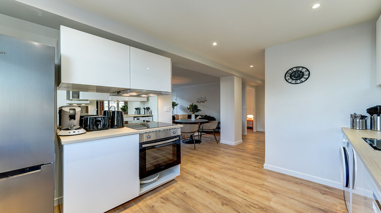 Ma-Cabane - Location Appartement LYON 8, 64 m²