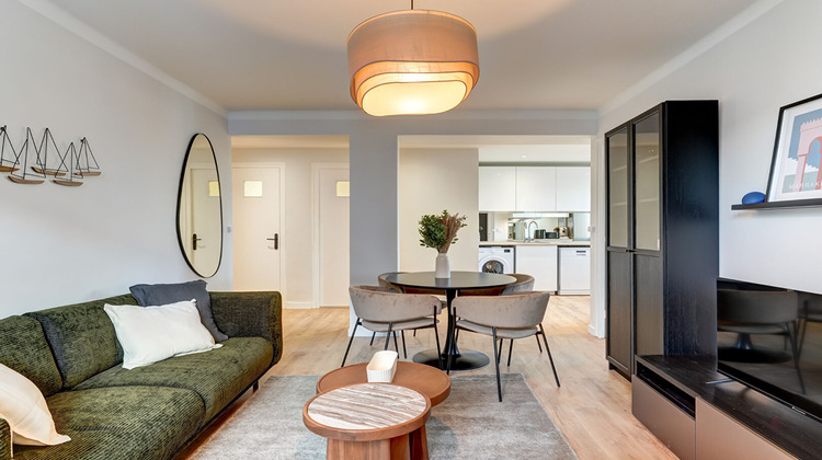 Ma-Cabane - Location Appartement LYON 8, 64 m²