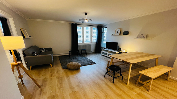 Ma-Cabane - Location Appartement LYON 8, 65 m²