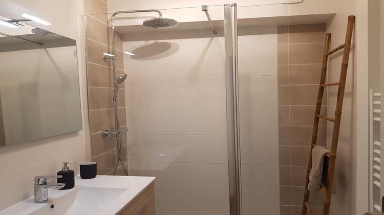 Ma-Cabane - Location Appartement LYON 8, 85 m²