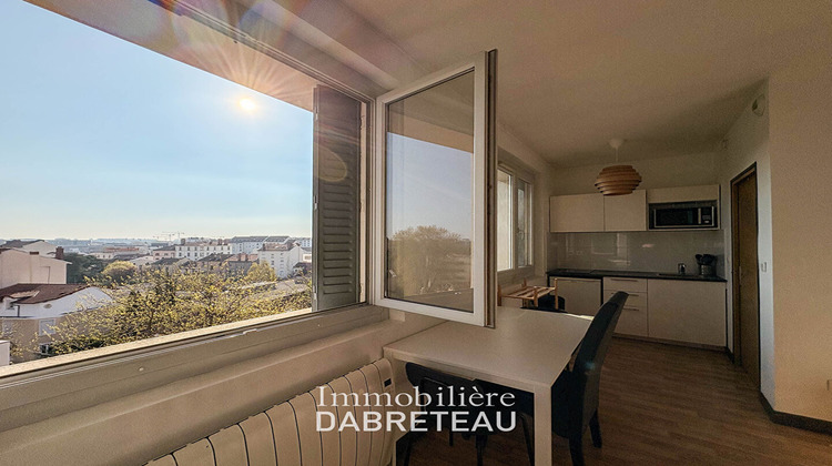 Ma-Cabane - Location Appartement LYON 8, 17 m²