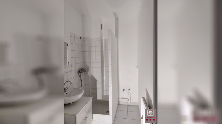 Ma-Cabane - Location Appartement LYON 8, 32 m²