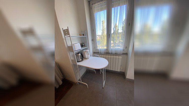 Ma-Cabane - Location Appartement LYON 8, 61 m²