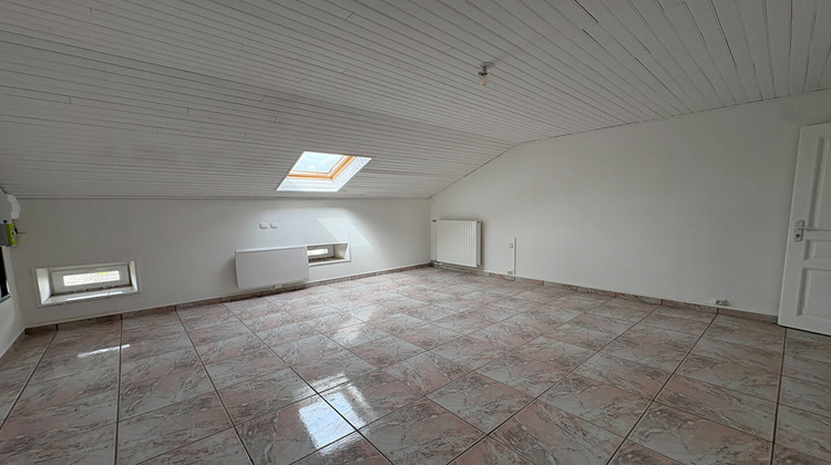 Ma-Cabane - Location Appartement MACHEREN, 51 m²