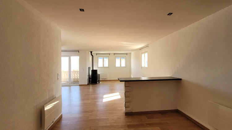 Ma-Cabane - Location Appartement MACHEREN, 144 m²
