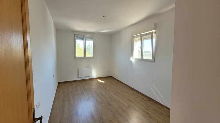 Ma-Cabane - Location Appartement MACHEREN, 144 m²
