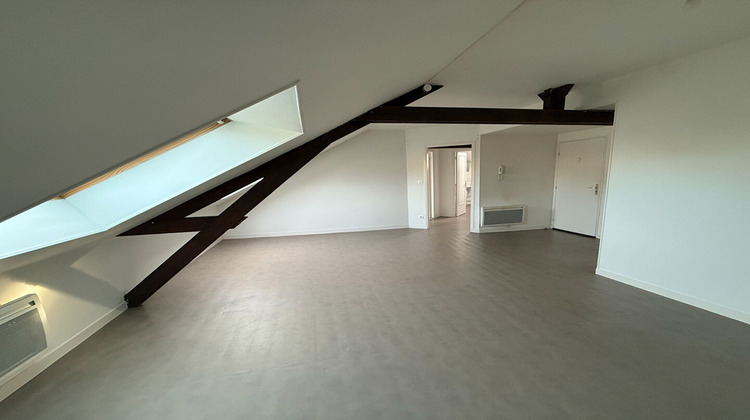 Ma-Cabane - Location Appartement MAGENTA, 44 m²