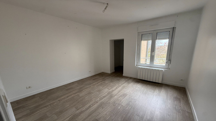 Ma-Cabane - Location Appartement MAGENTA, 65 m²