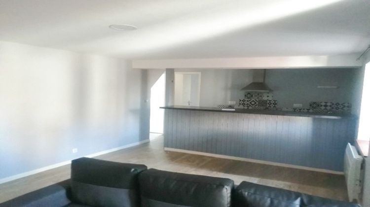 Ma-Cabane - Location Appartement Magnac-Laval, 85 m²