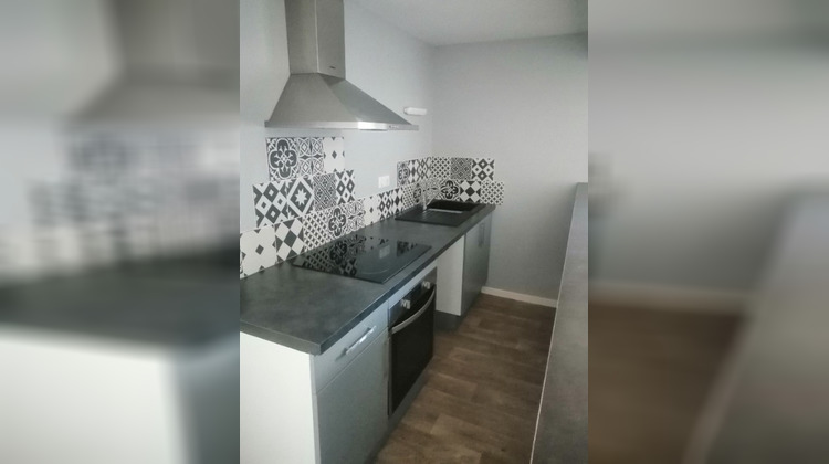 Ma-Cabane - Location Appartement Magnac-Laval, 85 m²