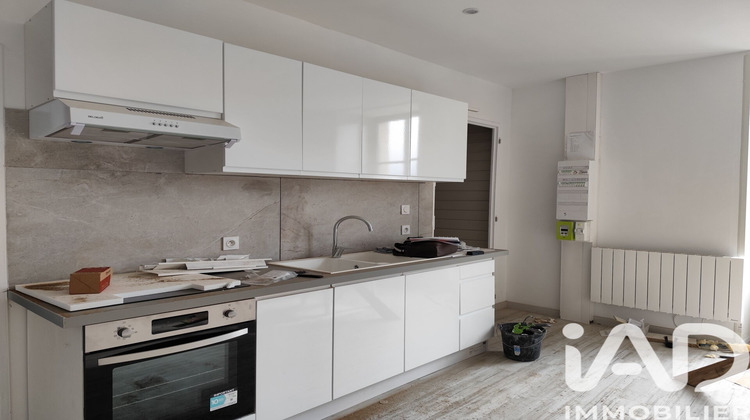 Ma-Cabane - Location Appartement Magné, 50 m²