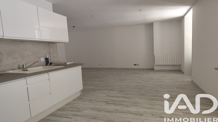 Ma-Cabane - Location Appartement Magné, 61 m²