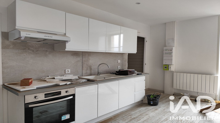 Ma-Cabane - Location Appartement Magné, 49 m²