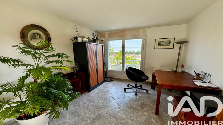 Ma-Cabane - Location Appartement Magny-les-Hameaux, 82 m²