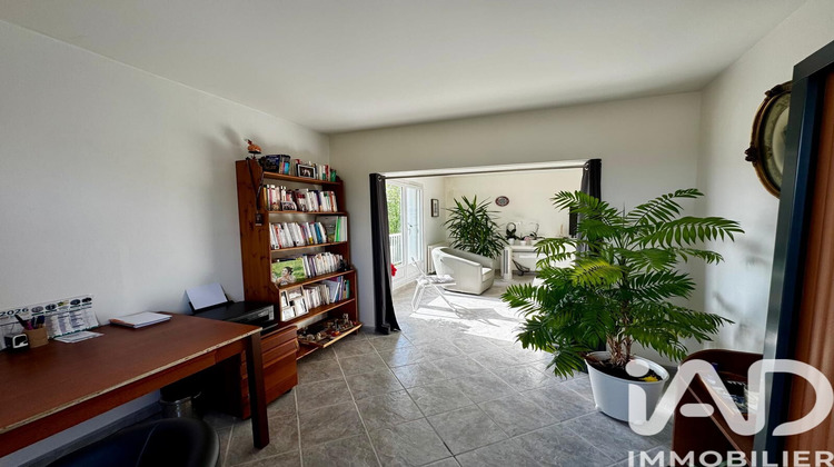 Ma-Cabane - Location Appartement Magny-les-Hameaux, 82 m²