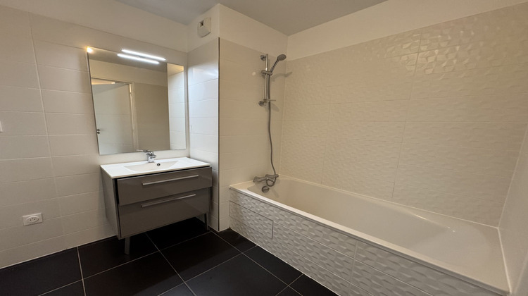 Ma-Cabane - Location Appartement Malakoff, 53 m²