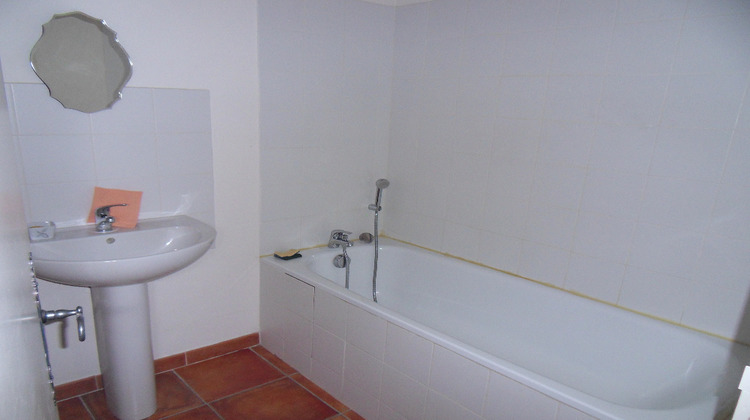 Ma-Cabane - Location Appartement MALAUCENE, 73 m²