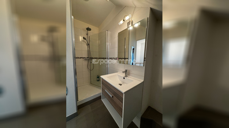 Ma-Cabane - Location Appartement MALAUNAY, 71 m²