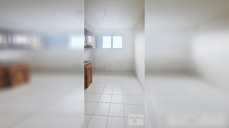 Ma-Cabane - Location Appartement MALESHERBOIS, 82 m²