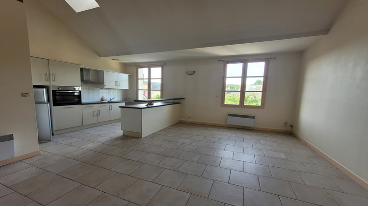 Ma-Cabane - Location Appartement Malicorne-sur-Sarthe, 82 m²