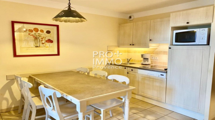 Ma-Cabane - Location Appartement Mallemort, 47 m²