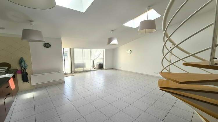 Ma-Cabane - Location Appartement MALLEMORT, 70 m²