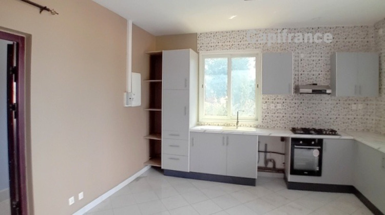 Ma-Cabane - Location Appartement MAMOUDZOU, 93 m²