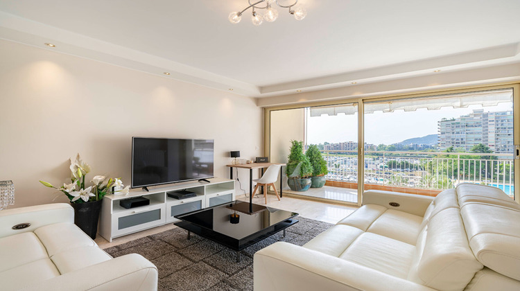 Ma-Cabane - Location Appartement MANDELIEU-LA-NAPOULE, 87 m²