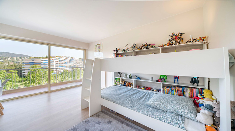 Ma-Cabane - Location Appartement MANDELIEU-LA-NAPOULE, 87 m²